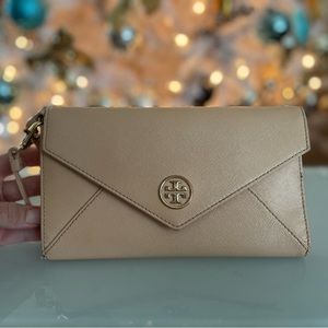 Tory Burch wallet/wristlet